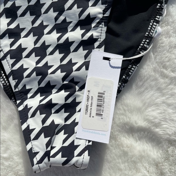 Frankies Bikinis Aleisha Houndstooth Eco Bikini - Picture 3 of 7